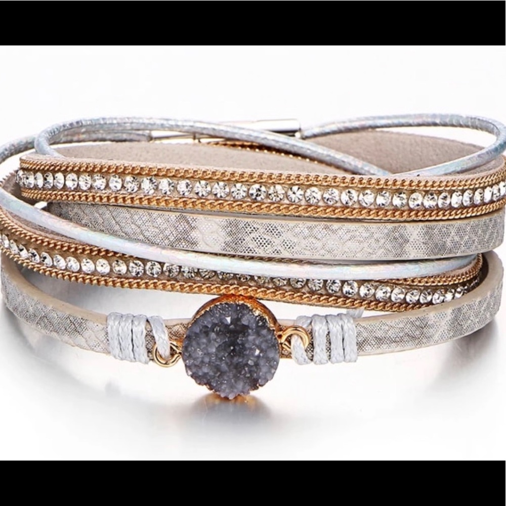 🔥🔥New Leather Stone Crystal Bracelet 🔥🔥